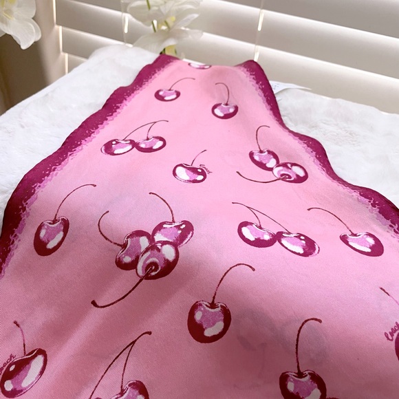 Coach Airbrushed Cherry Print Silk Diamond Scarf -NWT - Picture 6 of 11